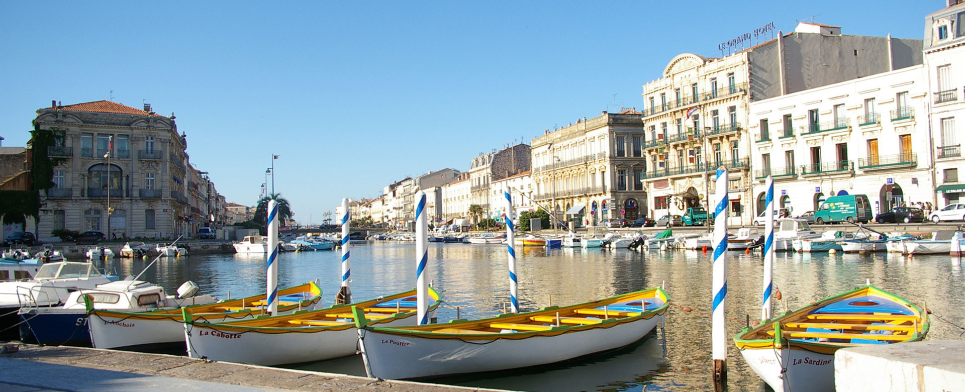 The Sète canals, not to be missed during your stay at La Gabinelle campsite near Béziers