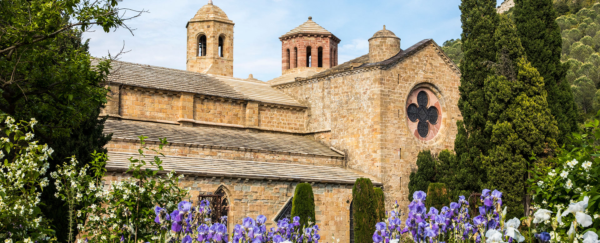 Fontfroide Abbey, well worth a visit during your stay at La Gabinelle campsite in Hérault