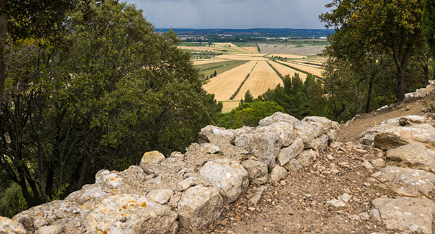 L’Oppidum d’Ensérune, à découvrir lors de votre séjour au camping La Gabinelle près de Béziers