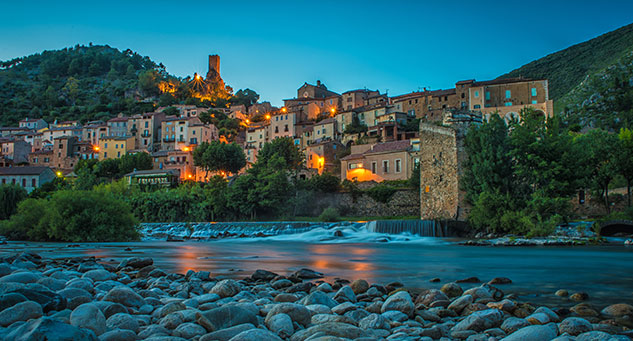 Roquebrun, das kleine Nizza im Hérault, zu besuchen bei Ihrem Aufenthalt auf dem Campingplatz La Gabinelle in Sauvian